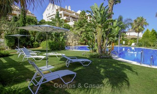 Albatross Hill: Appartements et penthouses de luxe spacieux avec vue sur la mer à vendre à Nueva Andalucia, Marbella 13382 