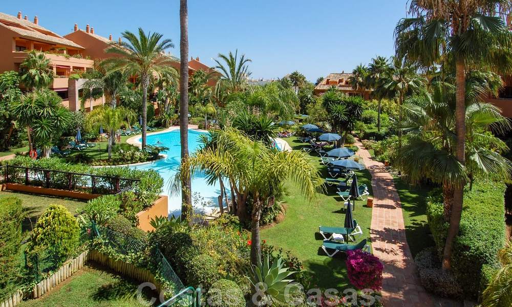 Gran Bahia: Appartements de luxe à vendre près de la plage dans un complexe prestigieux, juste à l'est de la ville de Marbella 23031
