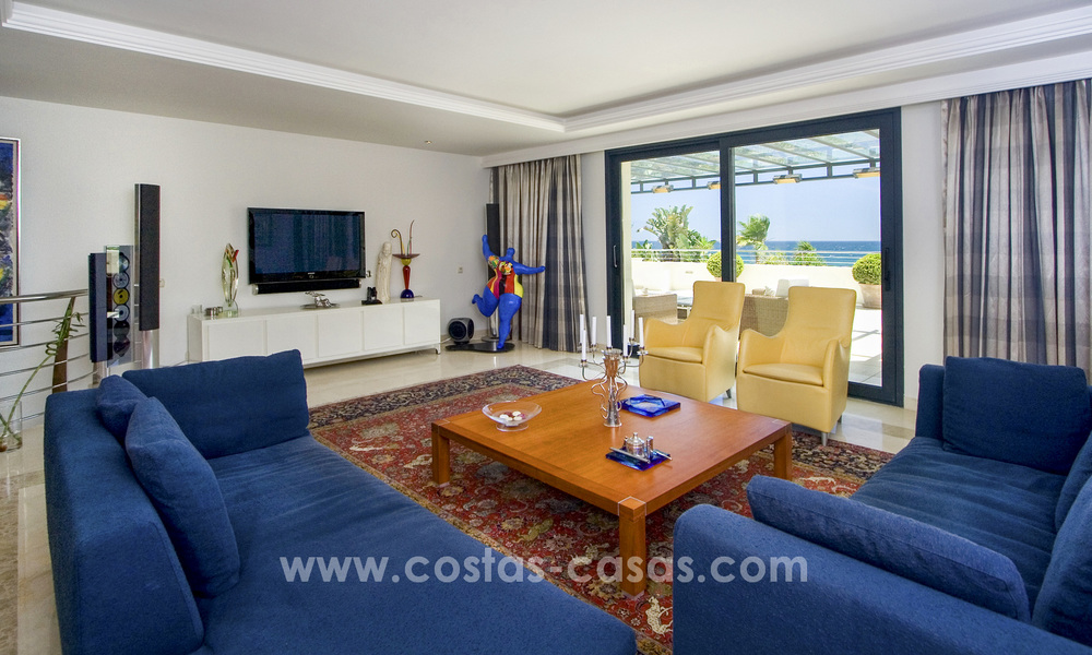 Oasis de Banus: Appartements de luxe en bord de mer à vendre sur le Golden Mile, Marbella, à proximité de Puerto Banus 23062