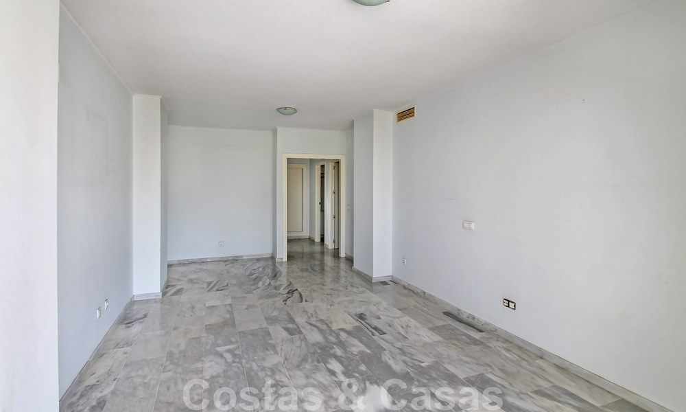Spacieux appartement de 3 chambres à coucher à vendre à Nueva Andalucia - Marbella, à proximité de la plage et de Puerto Banus 23122