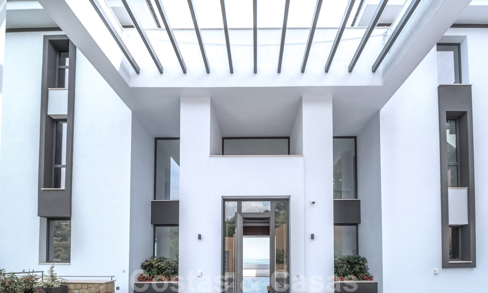 Villa ultramoderne avec vue panoramique sur la mer à vendre dans une urbanisation exclusive de Benahavis - Marbella 34394