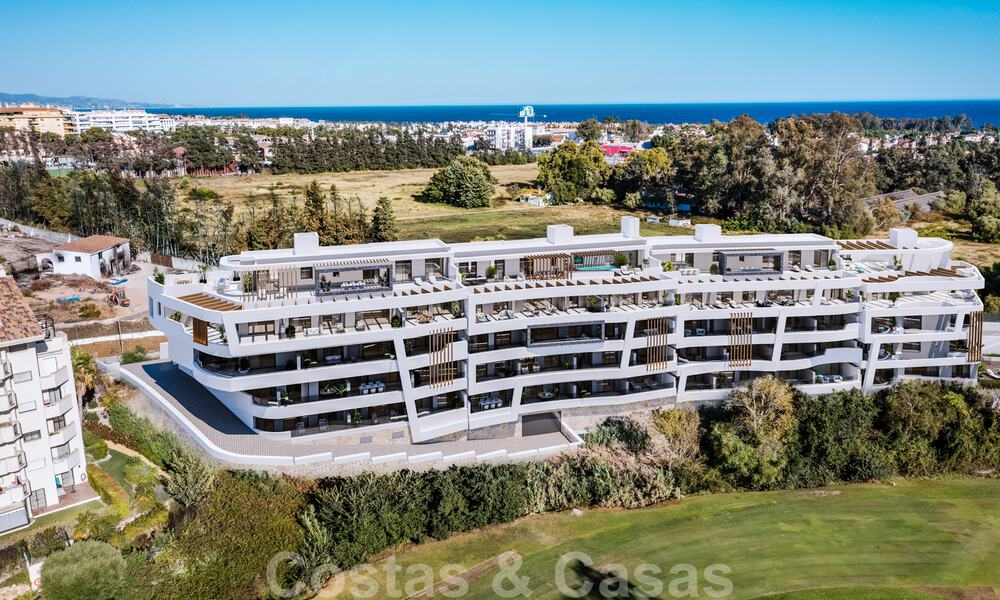 Première ligne de Golf, appartements modernes et luxueux à vendre, à distance de marche des commodités de Guadalmina et San Pedro à Marbella 37408