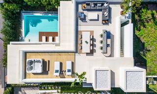 Fantastique villa neuve sur plan, à vendre, dans un quartier de San Pedro à Marbella, en bord de mer 66372 