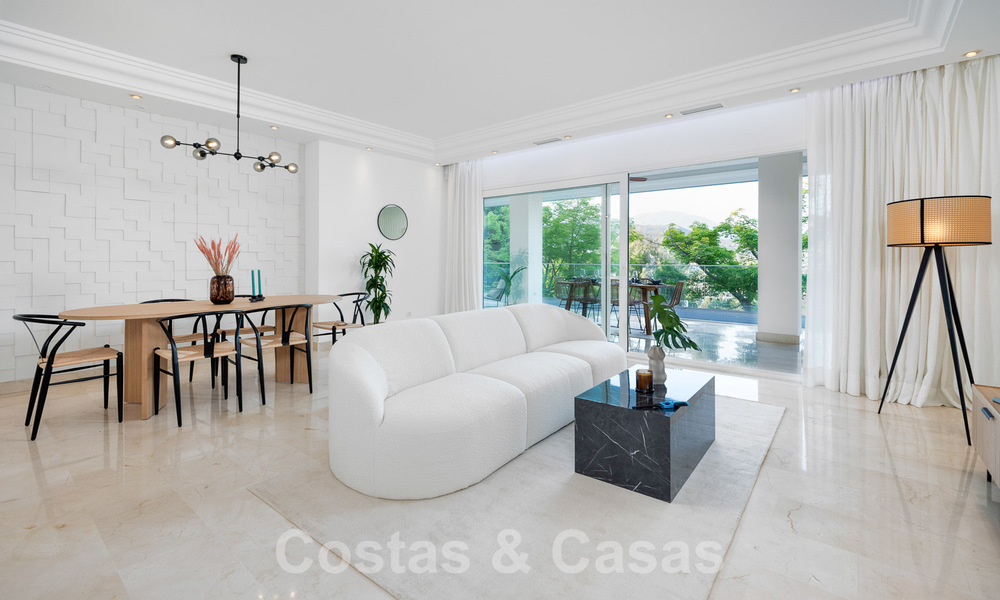 Appartement moderne et rénové à vendre avec une grande terrasse à Nueva Andalucia, Marbella 41347