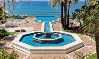 Opportunité ! Penthouse de luxe en bord de la mer à vendre dans le parc Las Dunas, Marbella - Estepona. Prêt à emménager. 42978 