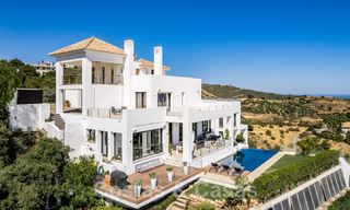 Villa contemporaine de luxe à vendre, située en position élevée avec vue panoramique sur la mer, à Marbella Est 43845 