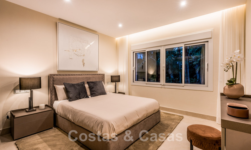Appartement prêt à emménager, récemment rénové, à vendre dans un complexe de plage, avec vue sur la mer, sur le New Golden Mile, Estepona 46716