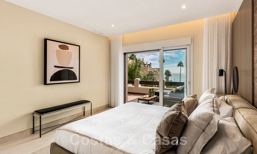 Appartement prêt à emménager, récemment rénové, à vendre dans un complexe de plage, avec vue sur la mer, sur le New Golden Mile, Estepona 46754