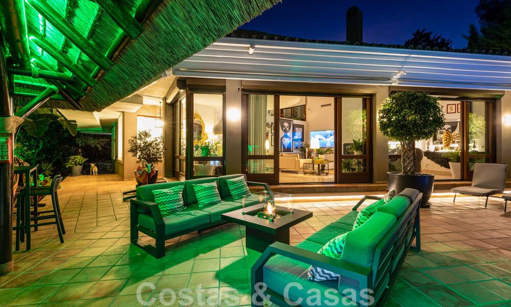 Villa de luxe méditerranéenne unique à vendre avec vue sur le terrain de golf dans un quartier résidentiel très convoité de La Quinta, Benahavis - Marbella 48442