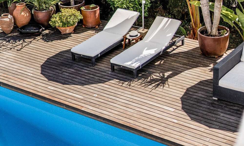Villa de luxe à vendre dans un style architectural andalou à l'est du centre de Marbella, à deux pas des dunes et de la plage 52667