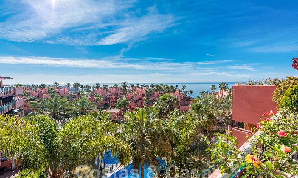 Penthouse à vendre dans une urbanisation protégée à deux pas de la plage sur le nouveau Golden Mile entre Marbella et Estepona 52829