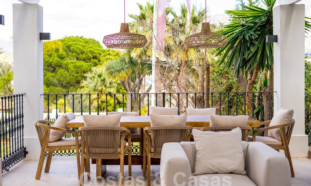 Villa de luxe indépendante à vendre avec piscine privée entourée de terrains de golf dans la vallée de Nueva Andalucia, Marbella 53790