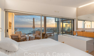 Magnifique penthouse contemporain à vendre avec une vue exceptionnelle sur la mer et à quelques pas de la plage à Fuengirola- Benalmadena, Costa del Sol 54290 