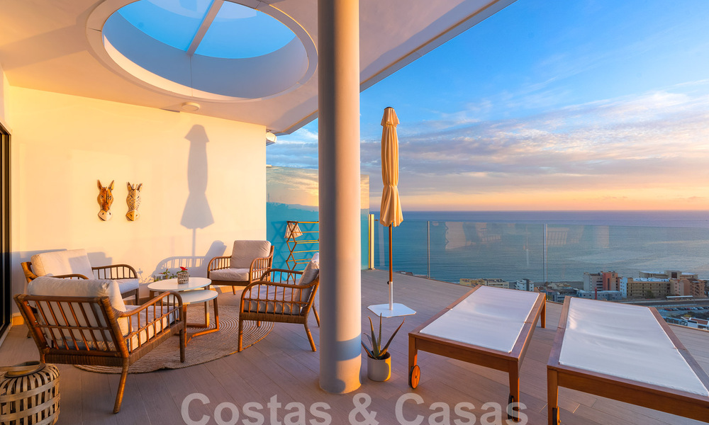 Magnifique penthouse contemporain à vendre avec une vue exceptionnelle sur la mer et à quelques pas de la plage à Fuengirola- Benalmadena, Costa del Sol 54298