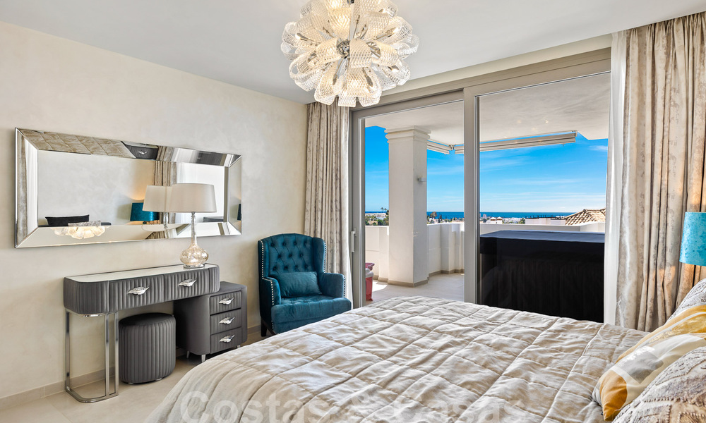 Appartement luxueux et extrêmement spacieux à vendre dans un complexe chic à Nueva Andalucia, Marbella 54490