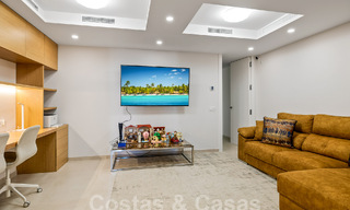 Appartement luxueux et extrêmement spacieux à vendre dans un complexe chic à Nueva Andalucia, Marbella 54498 