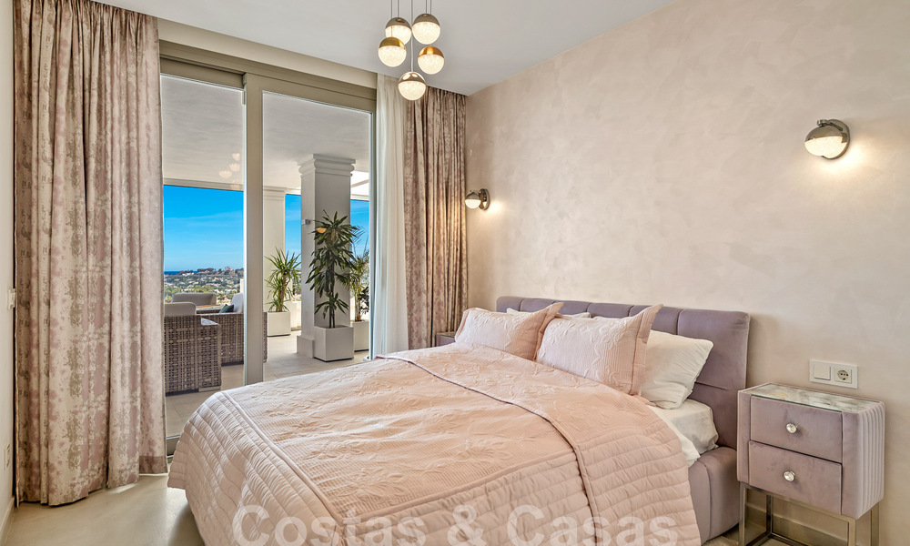 Appartement luxueux et extrêmement spacieux à vendre dans un complexe chic à Nueva Andalucia, Marbella 54505