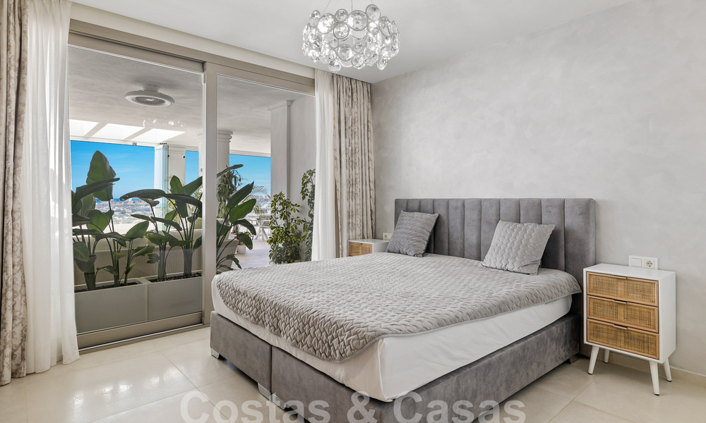 Appartement luxueux et extrêmement spacieux à vendre dans un complexe chic à Nueva Andalucia, Marbella 54509