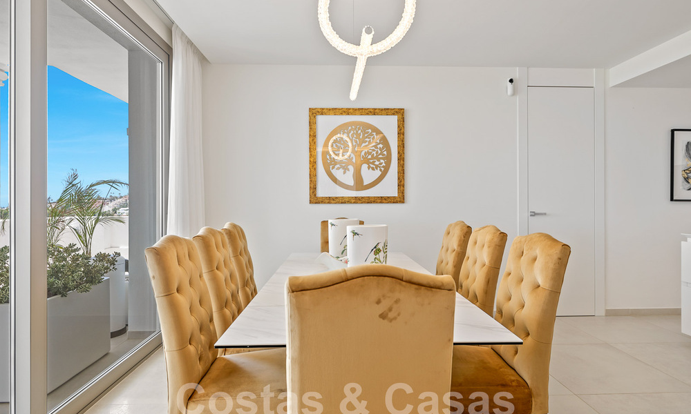 Appartement luxueux et extrêmement spacieux à vendre dans un complexe chic à Nueva Andalucia, Marbella 54519