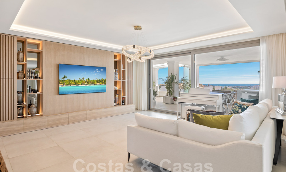 Appartement luxueux et extrêmement spacieux à vendre dans un complexe chic à Nueva Andalucia, Marbella 54520