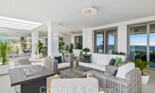 Appartement luxueux et extrêmement spacieux à vendre dans un complexe chic à Nueva Andalucia, Marbella 54539 