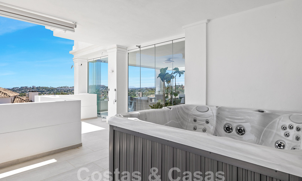 Appartement luxueux et extrêmement spacieux à vendre dans un complexe chic à Nueva Andalucia, Marbella 54542