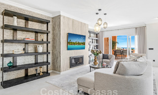 Luxueux penthouse en duplex avec vue imprenable sur la mer à vendre dans la vallée du golf de Nueva Andalucia, Marbella 54618 