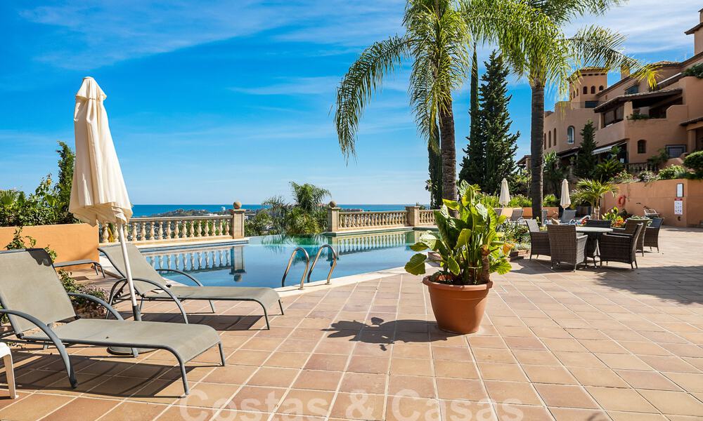 Luxueux penthouse en duplex avec vue imprenable sur la mer à vendre dans la vallée du golf de Nueva Andalucia, Marbella 54619