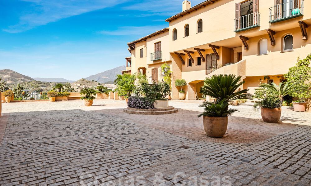 Luxueux penthouse en duplex avec vue imprenable sur la mer à vendre dans la vallée du golf de Nueva Andalucia, Marbella 54641