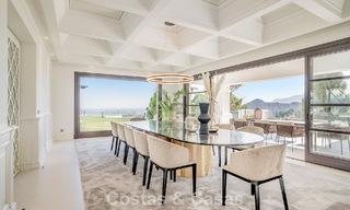 Villa de luxe à vendre avec vue sur la mer, entourée de verdure dans le complexe de golf exclusif La Zagaleta, Marbella - Benahavis 54070 