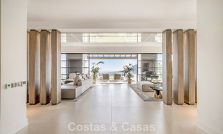 Villa de luxe à vendre avec vue sur la mer, entourée de verdure dans le complexe de golf exclusif La Zagaleta, Marbella - Benahavis 54071 