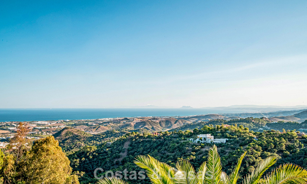 Villa de luxe à vendre avec vue sur la mer, entourée de verdure dans le complexe de golf exclusif La Zagaleta, Marbella - Benahavis 54078