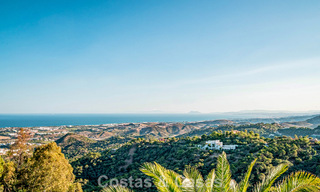 Villa de luxe à vendre avec vue sur la mer, entourée de verdure dans le complexe de golf exclusif La Zagaleta, Marbella - Benahavis 54078 