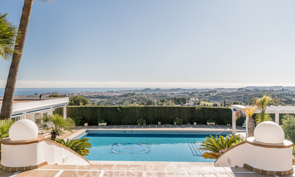 Charmante villa de luxe à vendre sur un terrain spacieux avec vue sur la mer près de Mijas Pueblo, Costa del Sol 53960