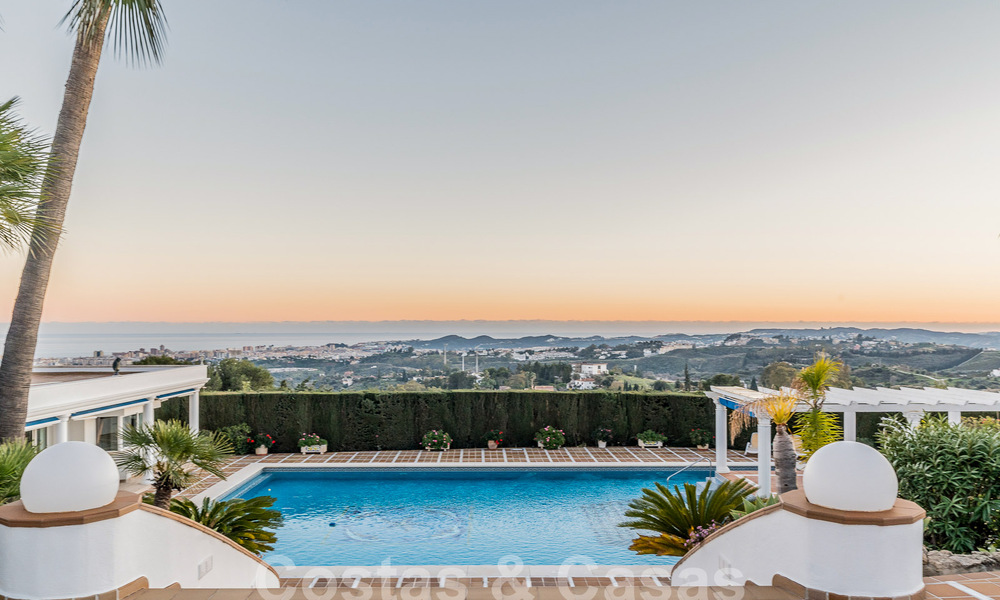 Charmante villa de luxe à vendre sur un terrain spacieux avec vue sur la mer près de Mijas Pueblo, Costa del Sol 54021