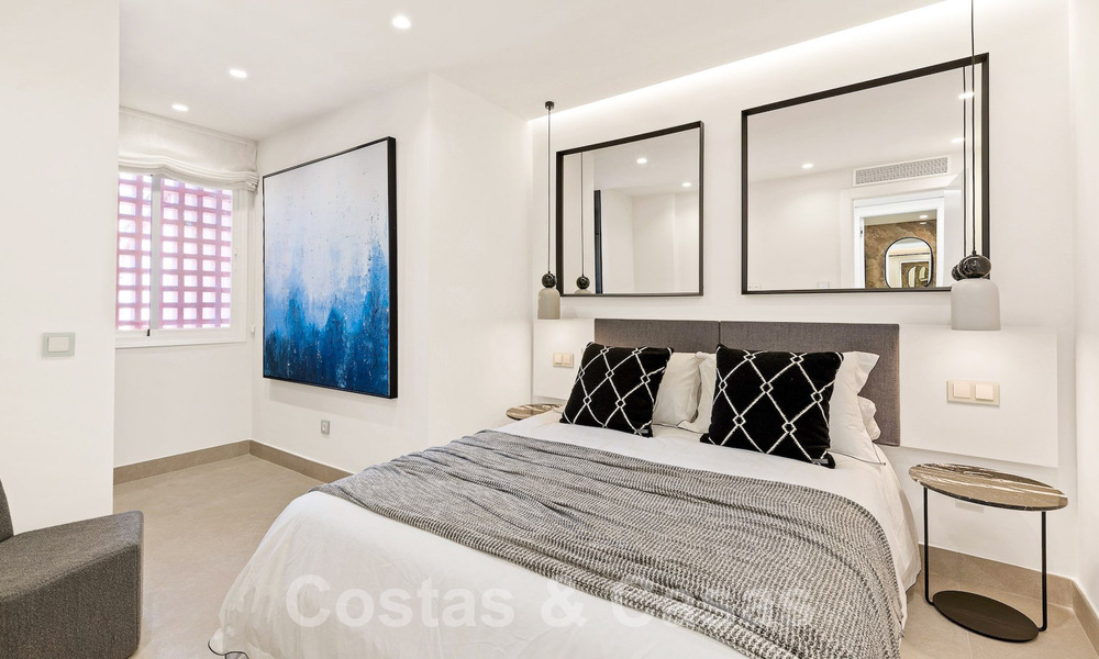 Penthouse de luxe à vendre situé au bord de mer du Nouveau Mille d'Or, Marbella - Estepona 55100