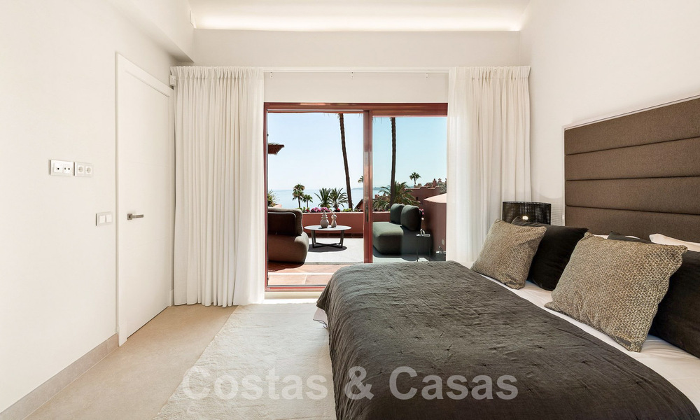 Penthouse de luxe à vendre situé au bord de mer du Nouveau Mille d'Or, Marbella - Estepona 55103