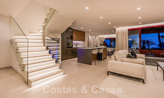 Penthouse de luxe à vendre situé au bord de mer du Nouveau Mille d'Or, Marbella - Estepona 55108 