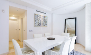 Appartement de luxe avec jardin à vendre dans un complexe balnéaire sur le nouveau Golden Mile entre Marbella et Estepona 55301 