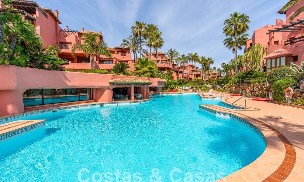 Appartement de luxe avec jardin à vendre dans un complexe balnéaire sur le nouveau Golden Mile entre Marbella et Estepona 55309