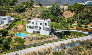 Villa de luxe indépendante de style andalou à vendre dans un environnement naturel à Marbella - Benahavis 55229 