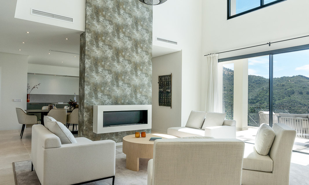 Villa de luxe indépendante de style andalou à vendre dans un environnement naturel à Marbella - Benahavis 55239