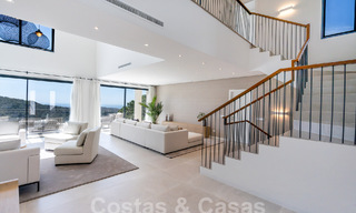 Villa de luxe indépendante de style andalou à vendre dans un environnement naturel à Marbella - Benahavis 55241 
