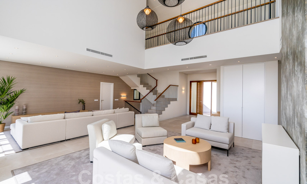 Villa de luxe indépendante de style andalou à vendre dans un environnement naturel à Marbella - Benahavis 55247