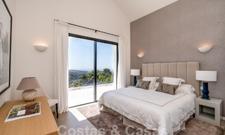 Villa de luxe indépendante de style andalou à vendre dans un environnement naturel à Marbella - Benahavis 55252 