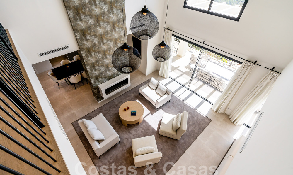 Villa de luxe indépendante de style andalou à vendre dans un environnement naturel à Marbella - Benahavis 55260