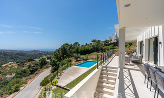Villa de luxe indépendante de style andalou à vendre dans un environnement naturel à Marbella - Benahavis 55274 