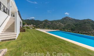 Villa de luxe indépendante de style andalou à vendre dans un environnement naturel à Marbella - Benahavis 55276 