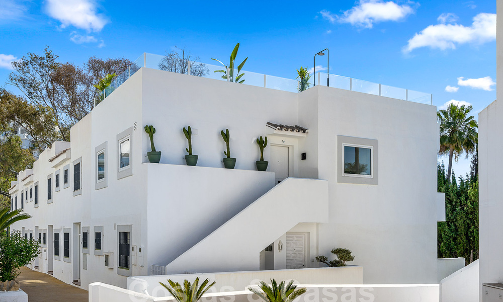 Penthouse moderne rénové à vendre dans la vallée du golf de Nueva Andalucia, Marbella 56699