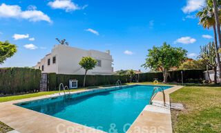Penthouse moderne rénové à vendre dans la vallée du golf de Nueva Andalucia, Marbella 56700 
